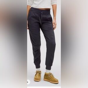 Lululemon Dance Studio Mid-Rise Jogger *Full Length